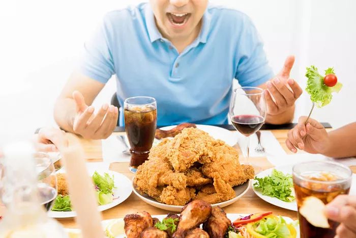 男性爱吃速食 烧烤 油炸食物,易有虫虫危机